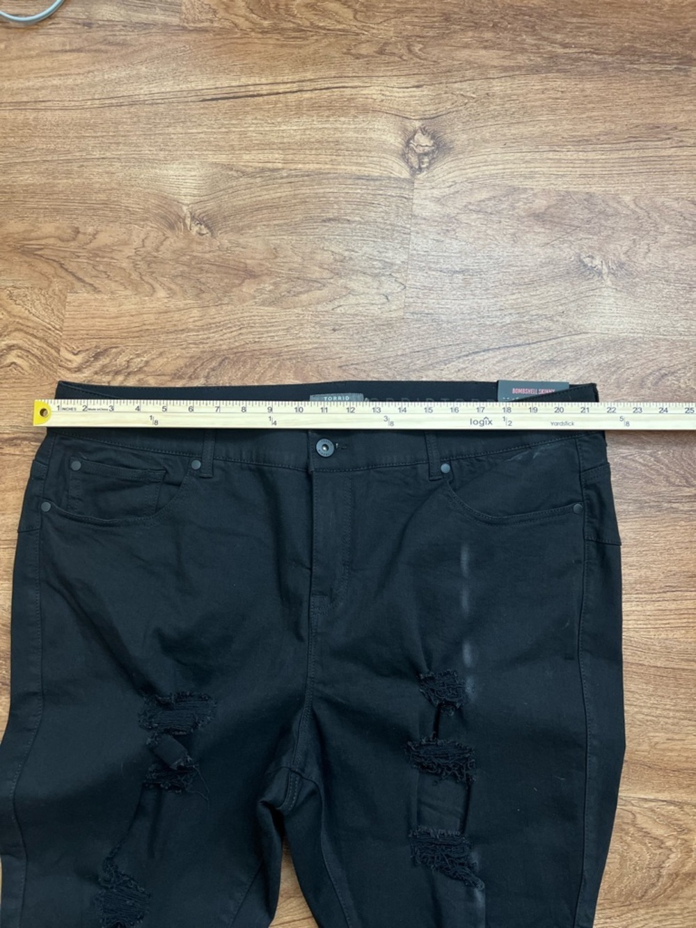 Torrid Bombshell Skinny Jeans 24S Black High Rise Distressed Stretch Plus Size - Picture 10 of 12